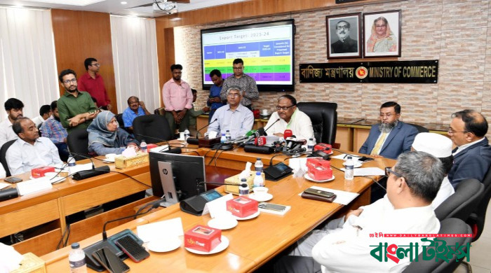 রপ্তানি আয়ের লক্ষ্যমাত্রা ৭২ বিলিয়ন মার্কিন ডলার